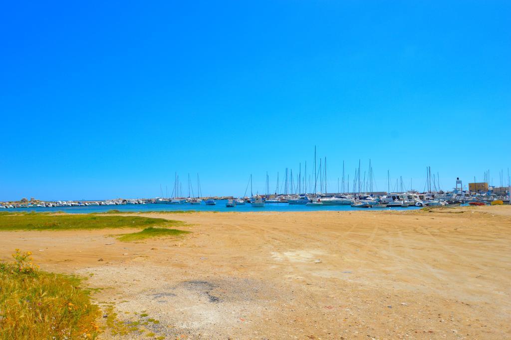Yachting Apartment Marzamemi Buitenkant foto